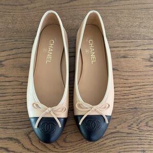 Chanel Ballet Flats - Lambskin beige & black 38.5